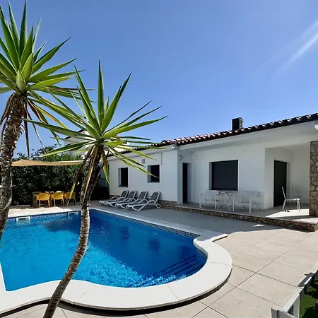 3 Bedroom In Costa Brava * L'Escala