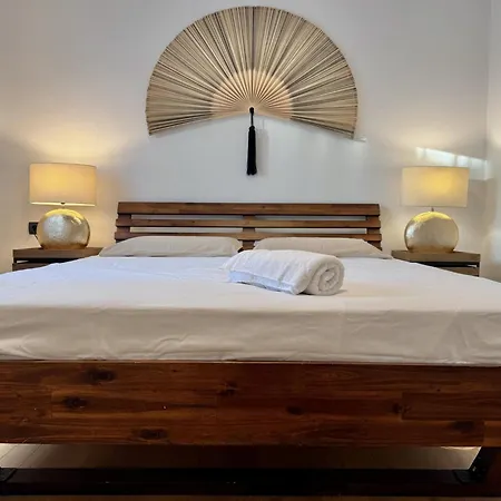 Villa 3 Bedroom In Costa Brava